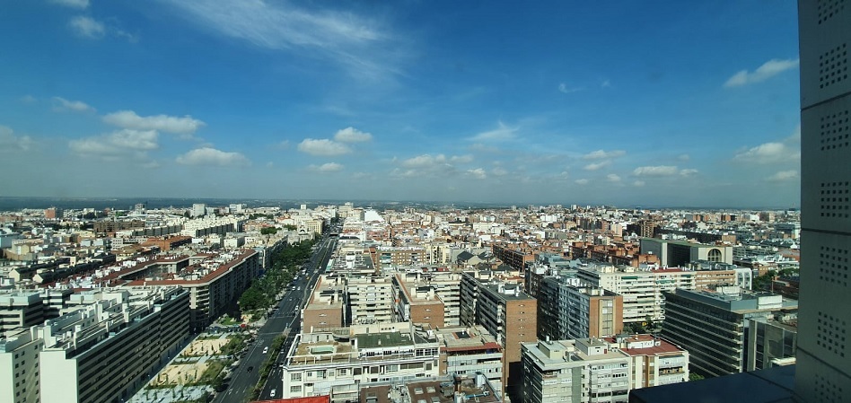 El precio de la vivienda aumenta un 2,6% en Madrid y un 3% en Barcelona