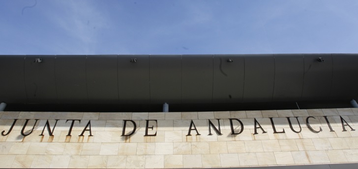 Andalucía recompra 70 inmuebles de oficinas a WP Carey por 328 millones