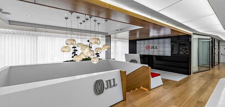 JLL refuerza su equipo: ficha a un ex Mango como responsable de ‘high street’