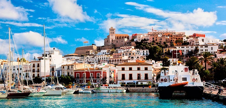 El alquiler en la costa se encarece un 3%: en Baleares, la media semanal alcanza 1.258 euros