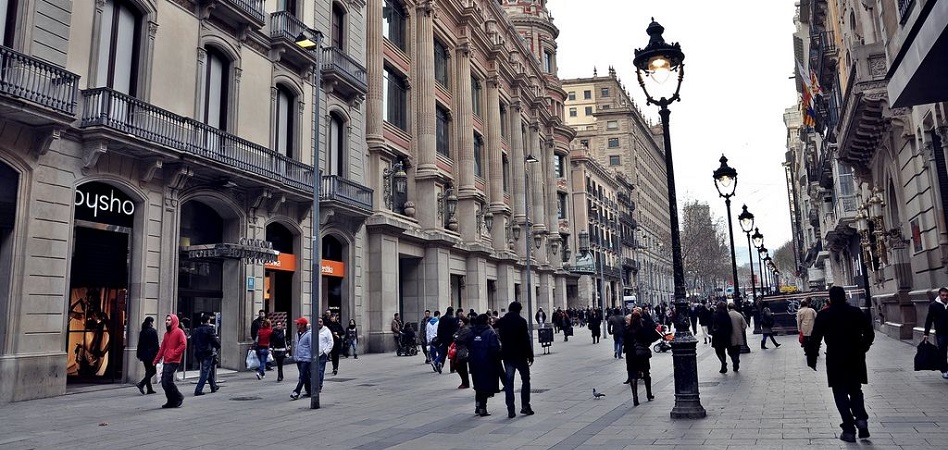 Portal de l’Àngel se mantiene como la calle comercial con la renta más alta de España