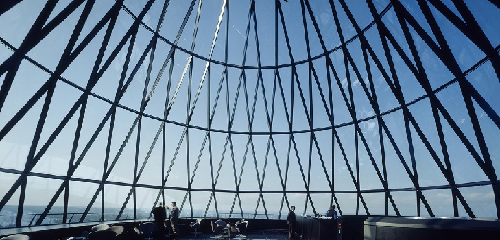 Un ‘pepinillo’ ecológico que corona el ‘skyline’ londinense