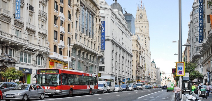 Gran Vía mide el golpe: el tráfico cae un 63% desde el estallido de la pandemia