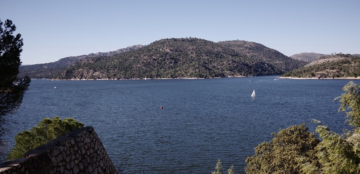 Pantano de San Juan La Comunidad de Madrid tumba el proyecto de los Reuben en ‘la playa de Madrid’