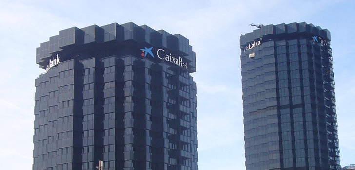 La banca vuelva a la oficina: CaixaBank, Santander y Bbva afinan protocolos