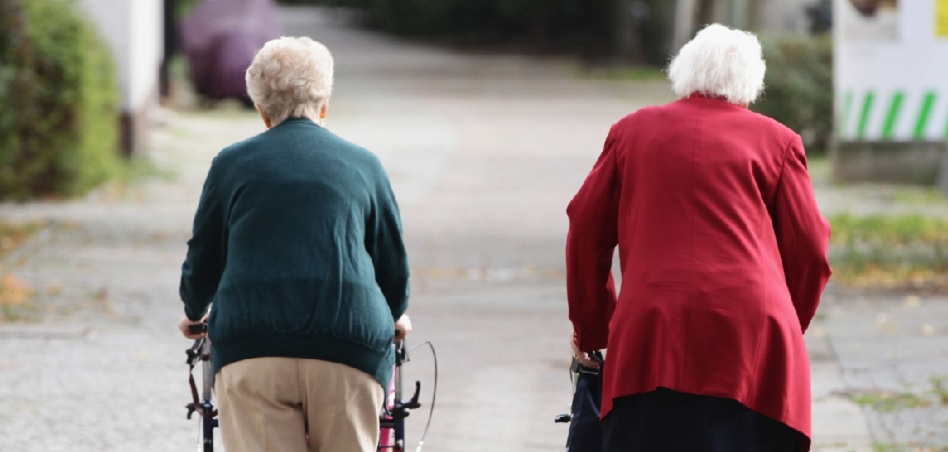 El Covid pasa factura a las residencias: hasta quince cambios en Cataluña