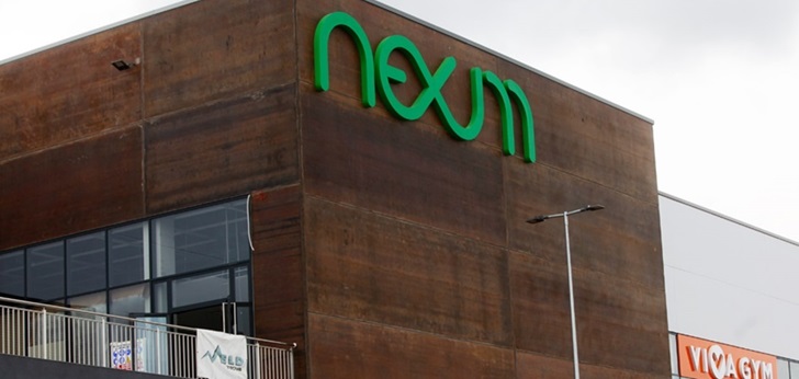 Nexum cuenta con una superficie comercial de 23.000 metros cuadrados y 953 plazas de aparcamientos.