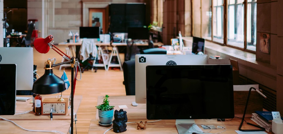 Oficina híbrida, ‘coliving’ y alquiler: un año de pandemia que cambió el sector