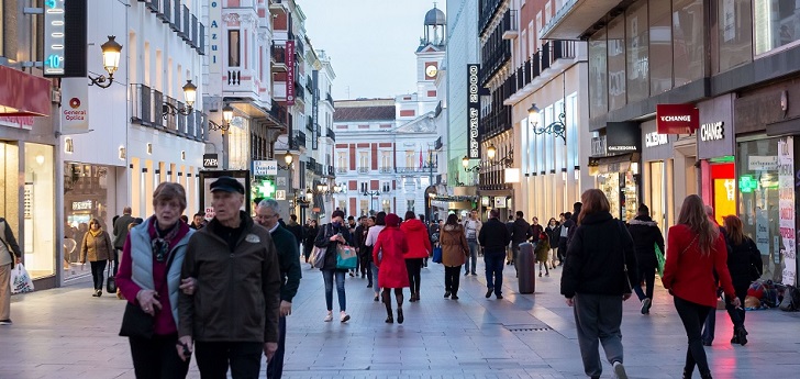 El Banco de España anticipa un rebrote del consumo a final de año por la demanda contenida