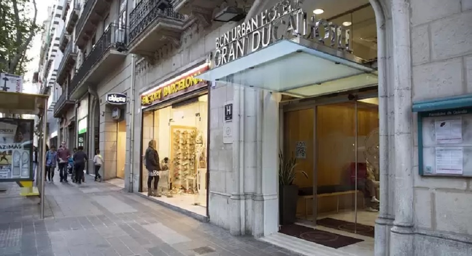 Renta Corporación compra los hoteles Urbaness Gran Ducat y Gran Ronda de Barcelona por 30 millones de euros