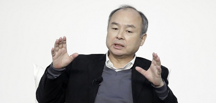 El consejero delegado de SoftBank admite que cometió un error al invertir en WeWork