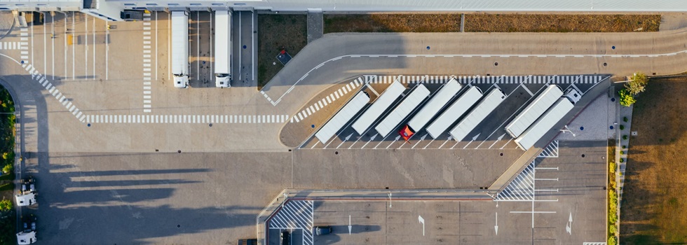 Azora ultima la compra de una cartera de naves logísticas a Cbre IM