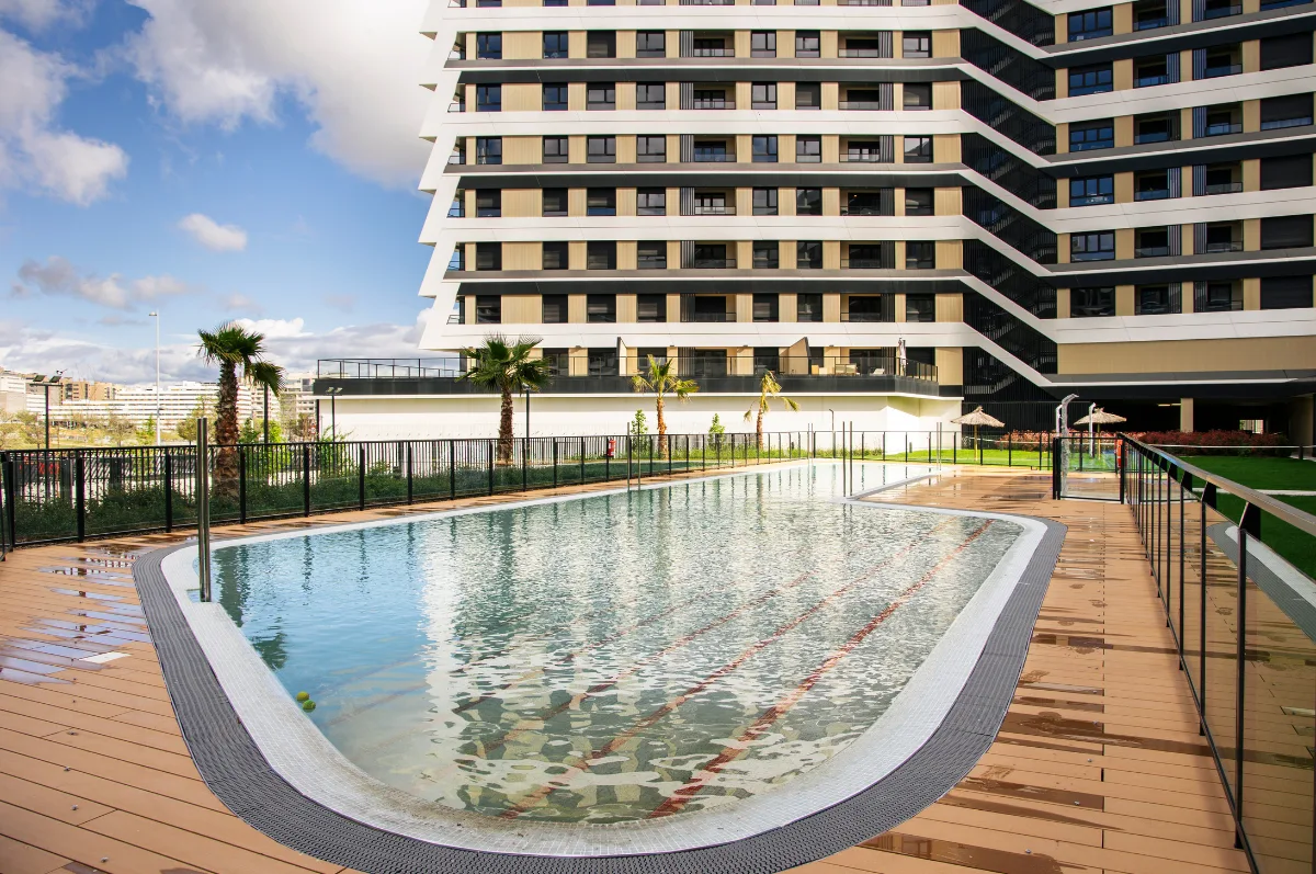 Hines negocia la venta a Meridia de su residencial en alquiler en Valdebebas