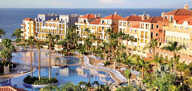 Hotel vacacional El sector hotelero capta inversiones por valor de 3.760 millones de euros, un 17,8 menos que en 2017