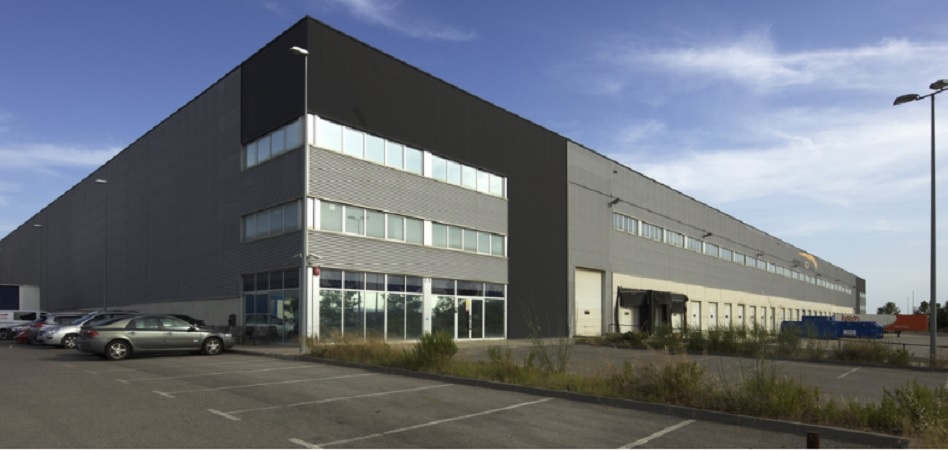 Prologis controla el 100% del parque logístico de la Granada del Penedès tras comprar una nave a Merlin