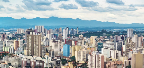 Curitiba, el icono brasileño del urbanismo, resurge tras años oscuros con las cuentas saneadas