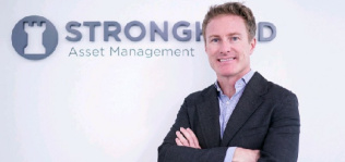 Stronghold se abre a nuevos inversores para financiar 250 millones de euros