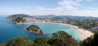 Ciudad de ricos y pequeño comercio: San Sebastián resiste el envite del coronavirus