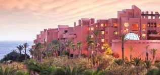 Santander AM y Signal compran el hotel Sheraton de Tenerife por 80 millones