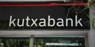 Kutxabank saca a concurso la gestión de su cartera de activos inmobiliarios