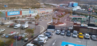 Colonial vende el parque comercial de medianas Viapark de Almería por 20 millones