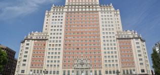 Riu encarga a Grupo Ortiz convertir en hotel el Edificio España
