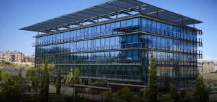 Oaktree y Freo venden tres edificios de oficinas en Barcelona por trece millones
