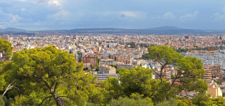 Las islas y Madrid lideran la caída en la compraventa de viviendas