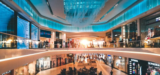 La afluencia a los centros comerciales se hunde más de un 90%