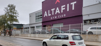 OMO Retail sigue rotando sus activos y vende un edificio arrendado a Altafit en Burgos