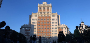 RIU recibe el permiso para reanudar las obras de su hotel en el Edificio España