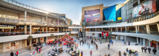 ASG saca al mercado sus tres centros comerciales en España