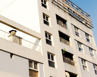La compraventa de vivienda espera una caída del 10% en 2024, según Fadei