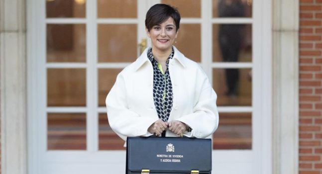 Isabel Rodríguez o la nueva ministra ante el problema de las 183.000 viviendas públicas