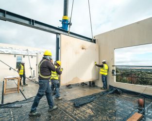 Las empresas creadas por el &lsquo;real estate&rsquo; suponen el 26,3% del total a finales de 2025