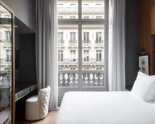 Amancio Ortega compra a Derby un hotel en París por 97 millones de euros