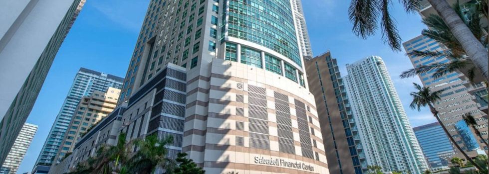 Pontegadea negocia la compra de una torre de oficinas en Miami por 235 millones