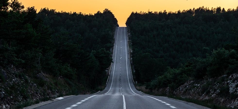 Conflictos, IA y estancamiento económico: los retos macro de la economía en 2024