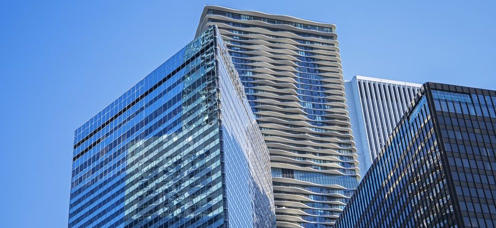 El &lsquo;wait and see&rsquo; alcanza a las consultoras: los gigantes encogen un 31% su ebitda en 2023