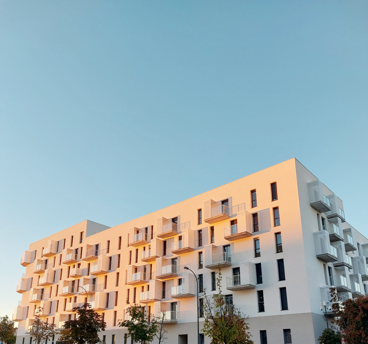 La compraventa de vivienda crece el 10,5% en febrero y las hipotecas, el 24%