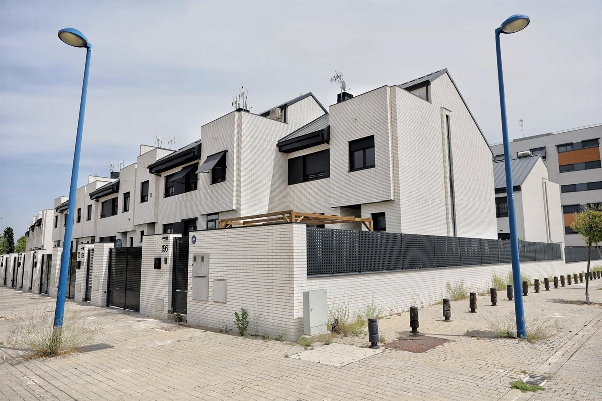 Las hipotecas sobre viviendas fijan récord en 15 años en septiembre y el tipo cae al 2,85%