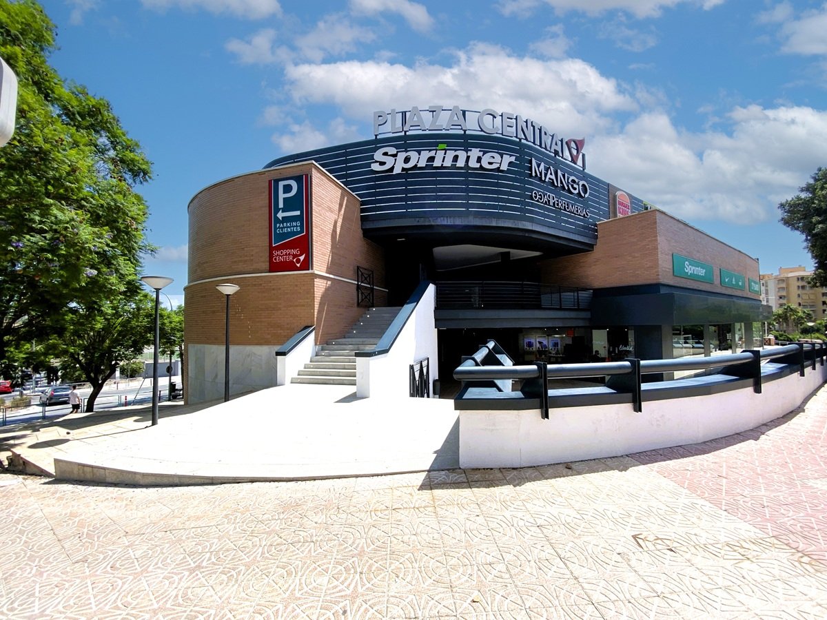 Hermes compra un centro comercial en Calpe para su nuevo vehículo de inversión