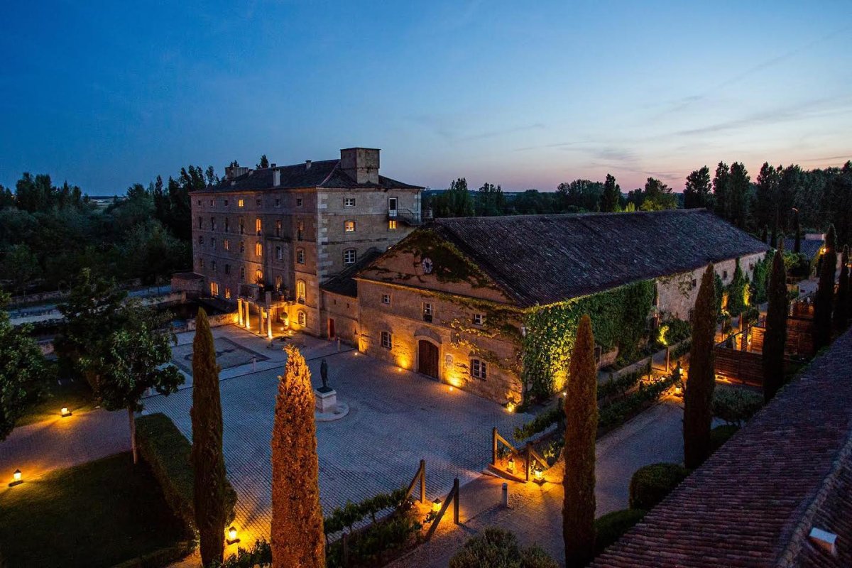 Oppo Invest cierra la adquisici&oacute;n de un hotel hist&oacute;rico de cinco estrellas en Salamanca