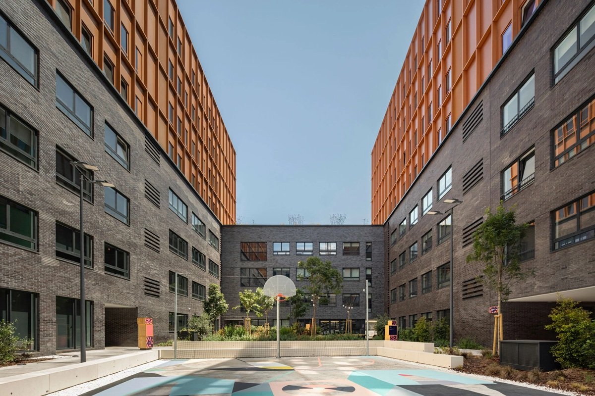 Commerz Real vende residencia de estudiantes en el 22@ de Barcelona a Ardian y Rockfield