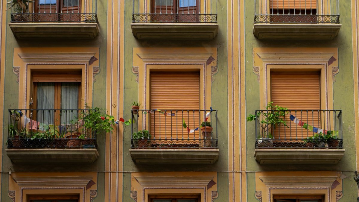 La semana en &lsquo;real estate&rsquo;: de propuestas pol&iacute;ticas en vivienda a inversi&oacute;n r&eacute;cord en 2025