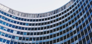 El mercado de las oficinas se encarece un 7,6% en Madrid y Barcelona en el primer semestre