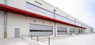 La contratación logística mantiene el empuje, pero la falta de naves amenaza la actividad