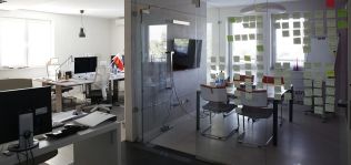 La AEO recomienda mantener el teletrabajo para hasta el 70% de la plantilla