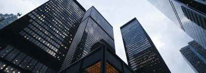 Las consultoras inmobiliarias recortan ingresos hasta junio