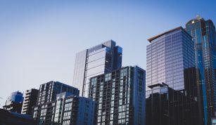 Menos oficinas y más hoteles: radiografía de la inversión europea en ‘real estate’ 